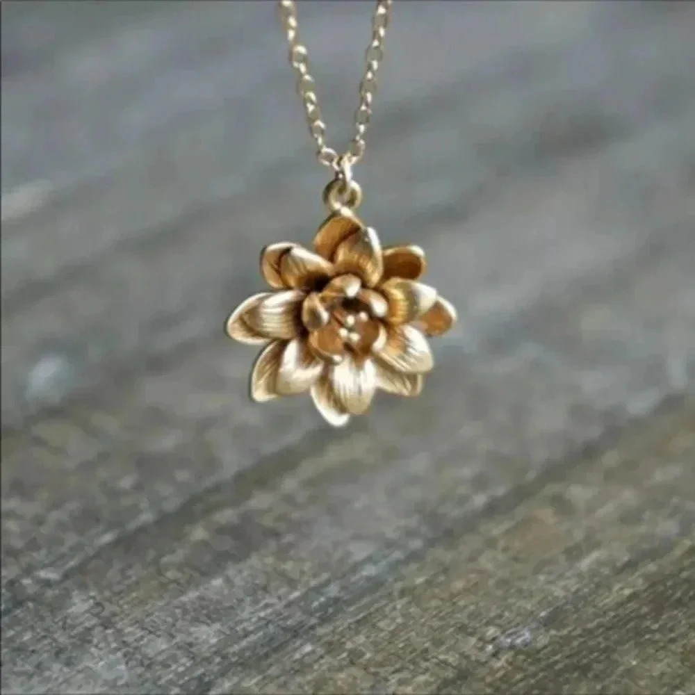 Gold Petite Flower Necklace NWT